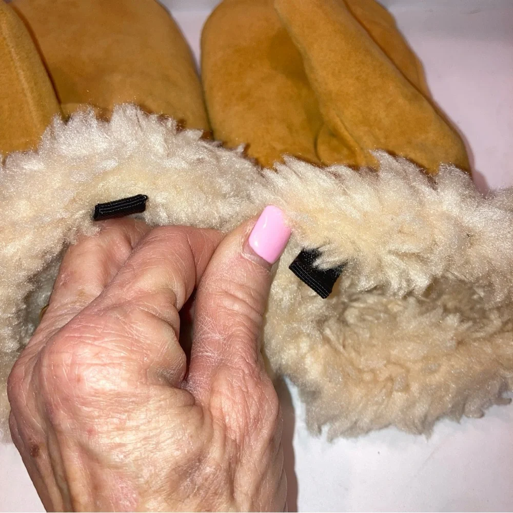 Kinko Kids DEERSKIN Suede Sheepskin Lined BRAND NEW UNISEX Mittens for Kids